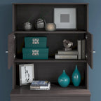 Armoire haute gris tempête avec portes et étagères ouvertes, 1 personne