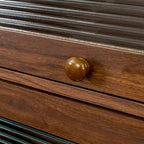 Meuble de rangement à porte vitrée noyer/blanc – Style abattant, assemblage par 1 personne